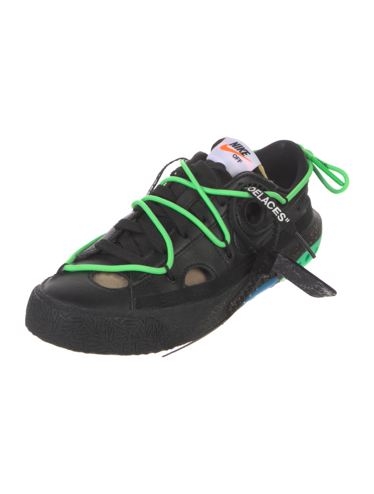 Off-White x Nike Blazer Low Sneakers