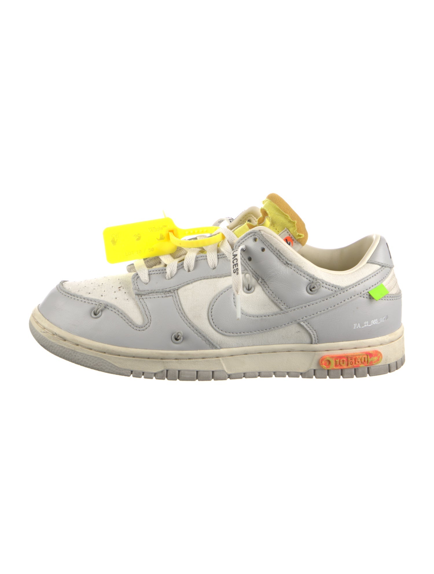 Off-White x Nike Dunk Low 'Lot 10' Sneakers