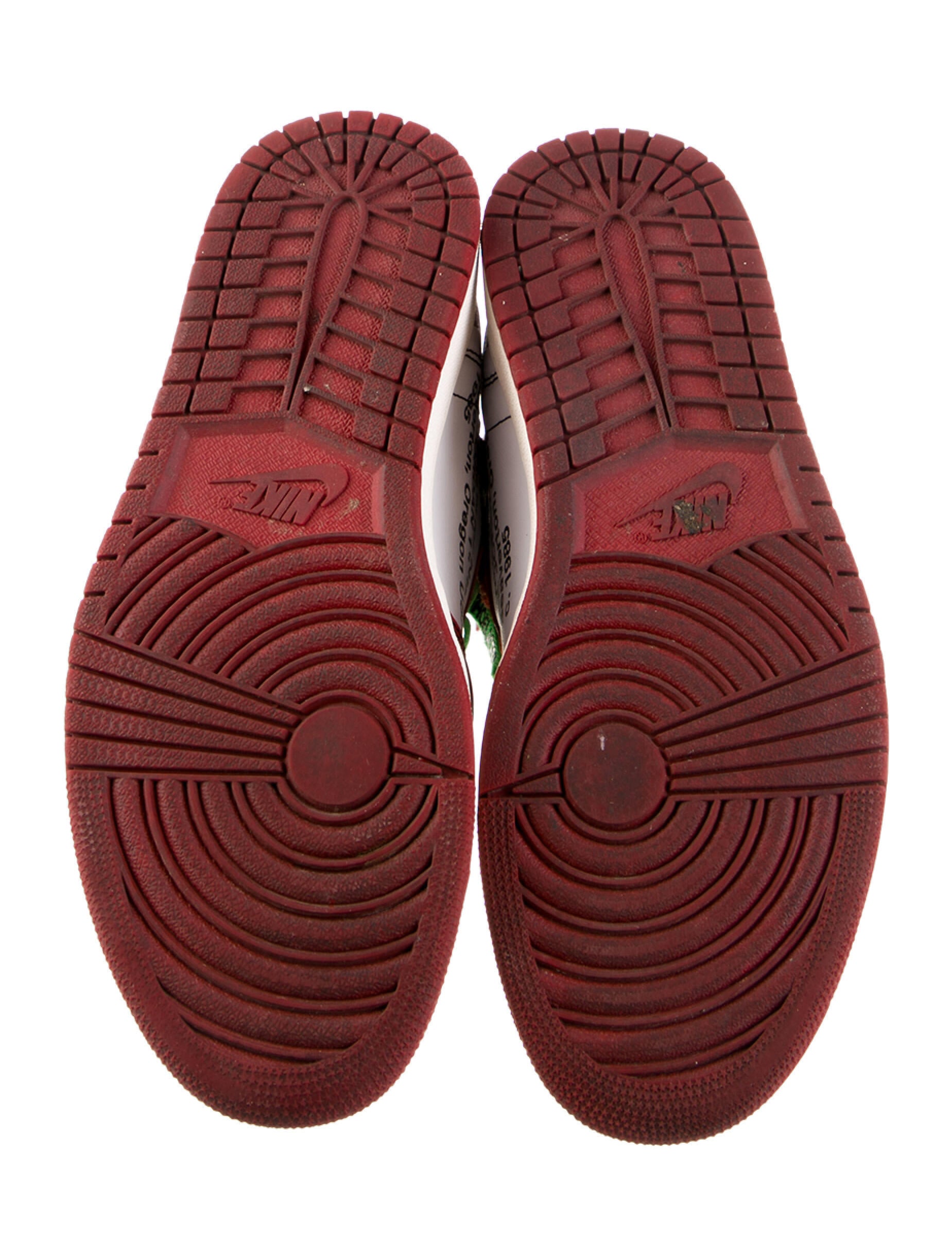 Off-White x Jordan 1 Retro High 'Chicago' Sneakers