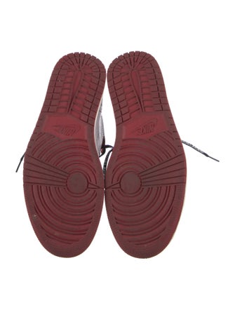 Off-White x Nike 1 Retro High Chicago Sneakers