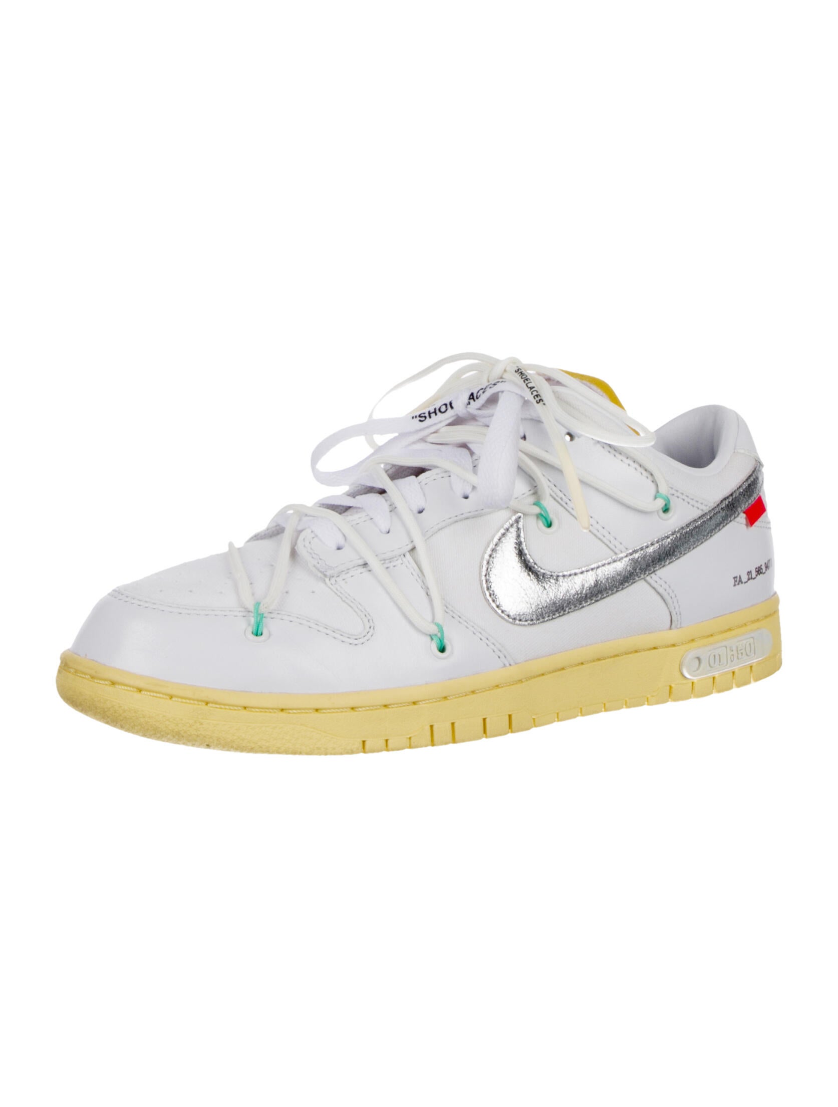 Off-White x Nike Dunk Low Lot 1 Sneakers