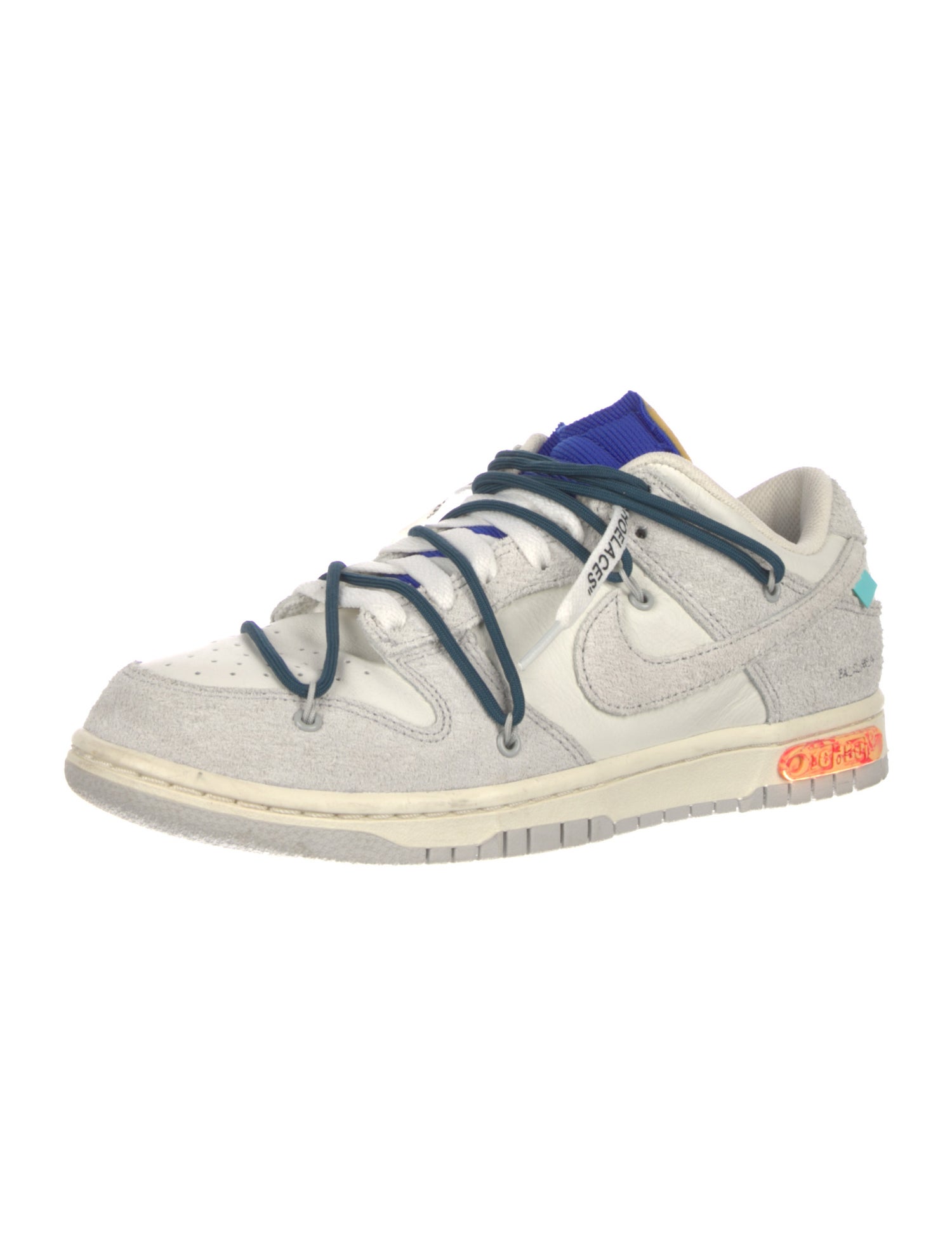Off-White x Nike Dunk Low Lot 16 Sneakers