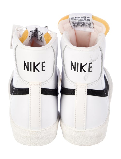 Off-White x Nike Blazer Mid 77 Sneakers
