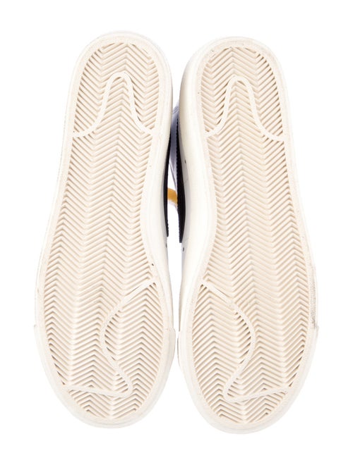 Off-White x Nike Blazer Mid 77 Sneakers