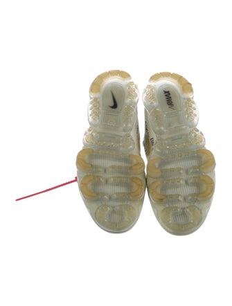 Off-White x Nike VaporMax Sneakers