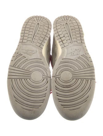 Off-White x Nike Dunk 'Lot 13' Sneakers