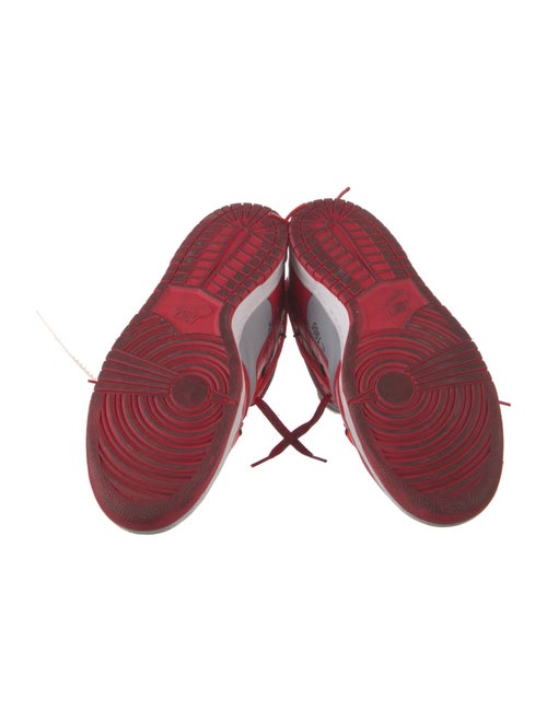 Off-White x Nike Dunk Low 'University Red' Sneakers