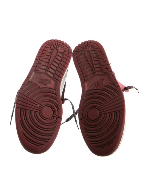 Off-White x Jordan 1 Retro OG 'Chicago' Sneakers