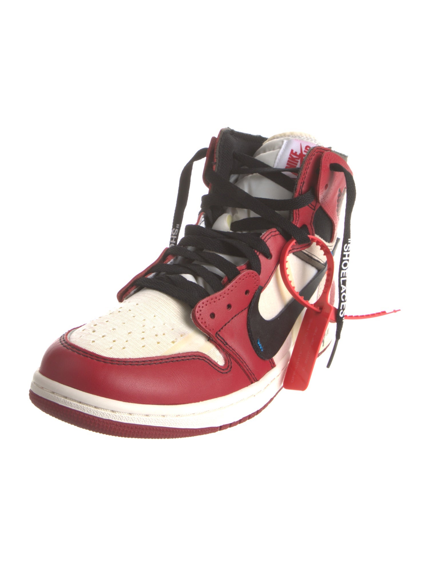 Off-White x Jordan 1 Retro OG 'Chicago' Sneakers