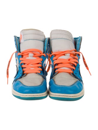 Off-White x Jordan 1 Retro High 'University Blue' Sneakers