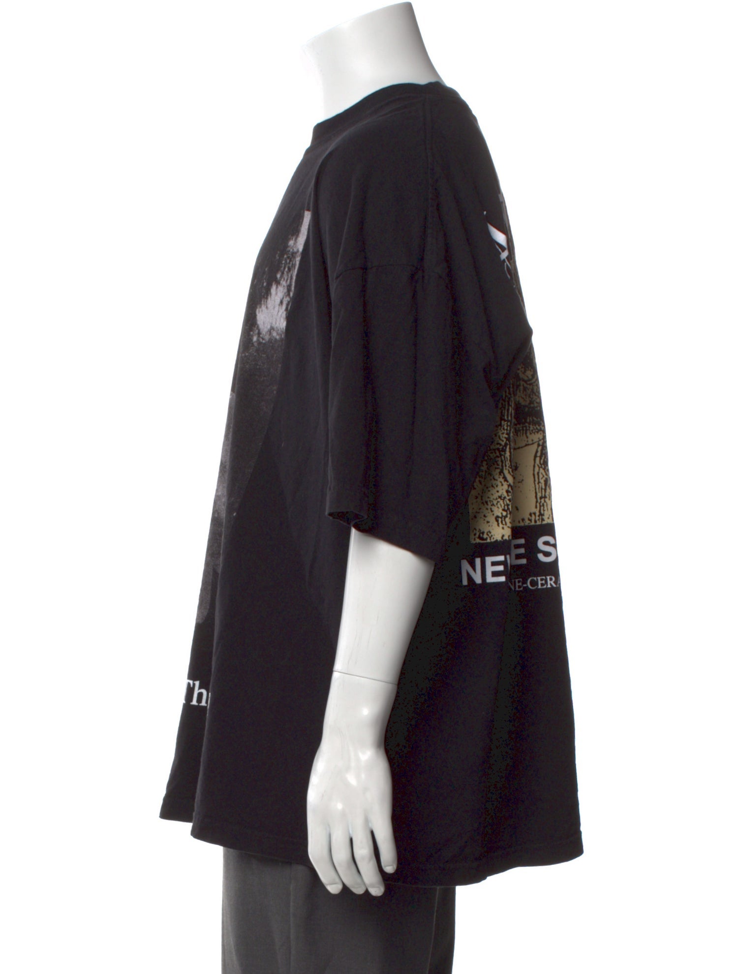 Online Ceramics Graphic Print Crew Neck T-Shirt