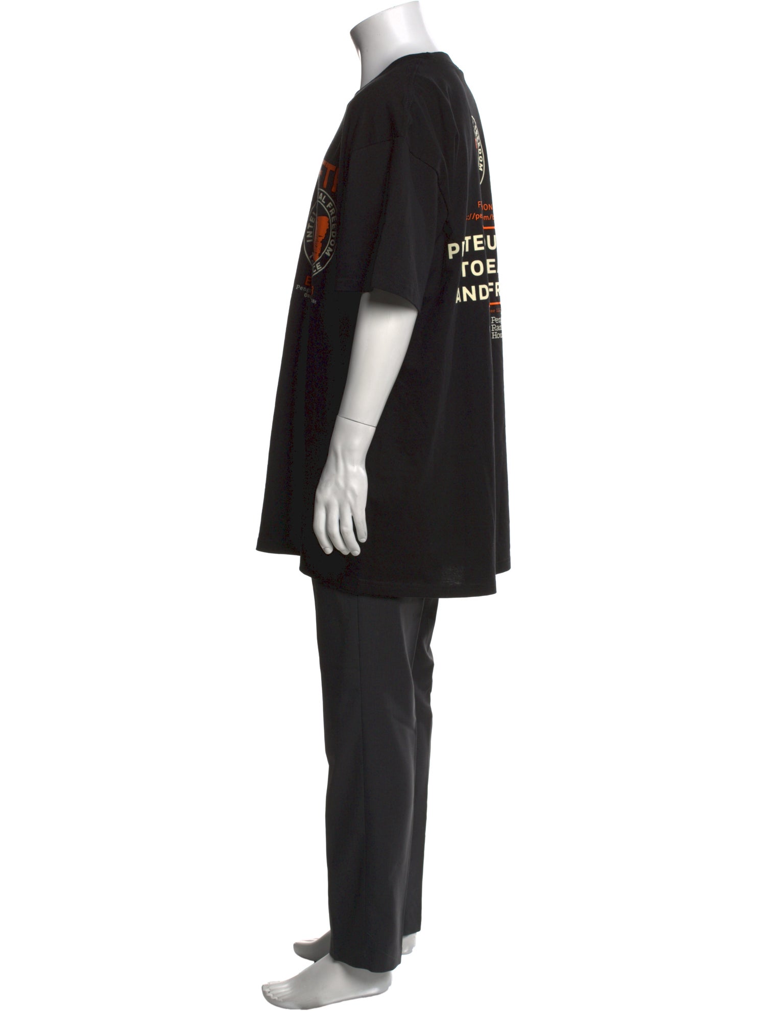 Online Ceramics Graphic Print Crew Neck T-Shirt