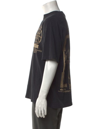 Online Ceramics Graphic Print Crew Neck T-Shirt