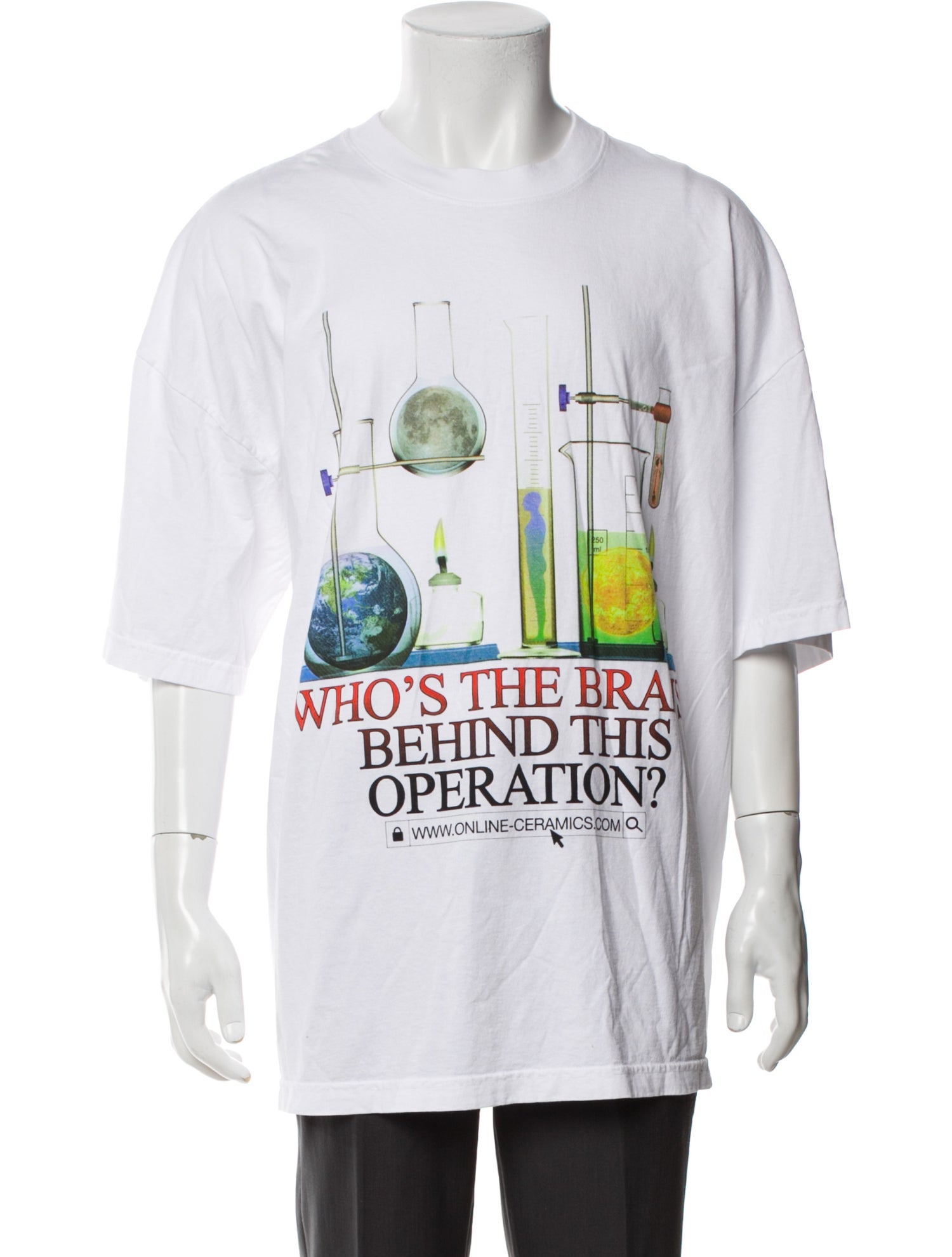 Online Ceramics Graphic Print Crew Neck T-Shirt