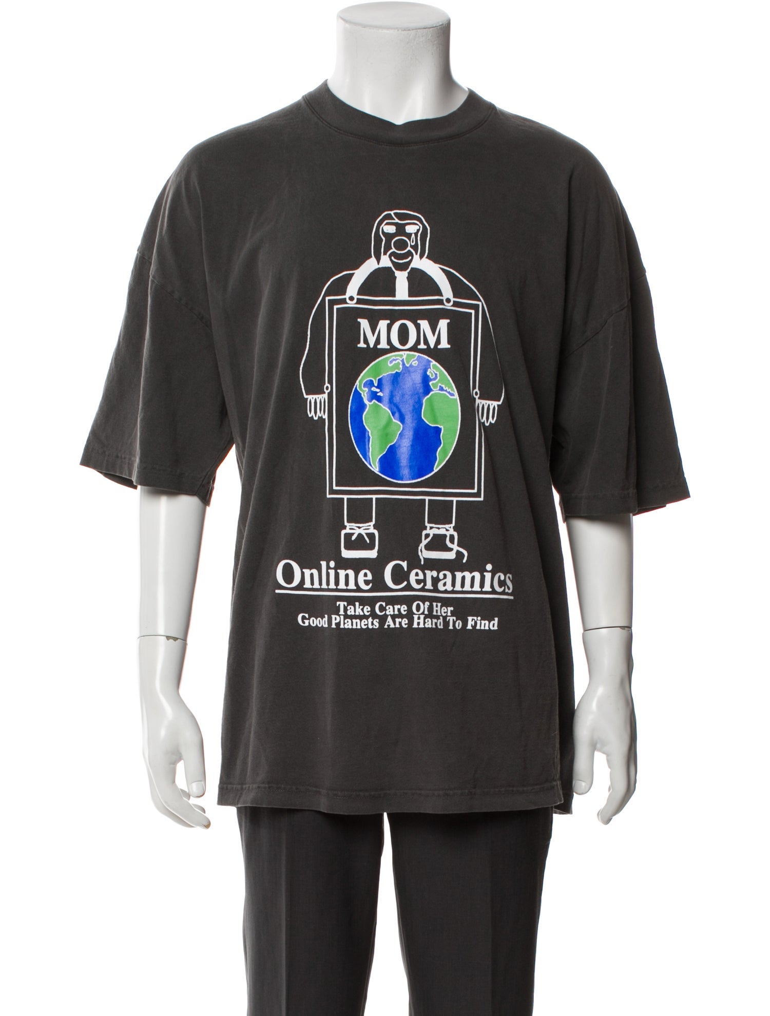 Online Ceramics Graphic Print Crew Neck T-Shirt