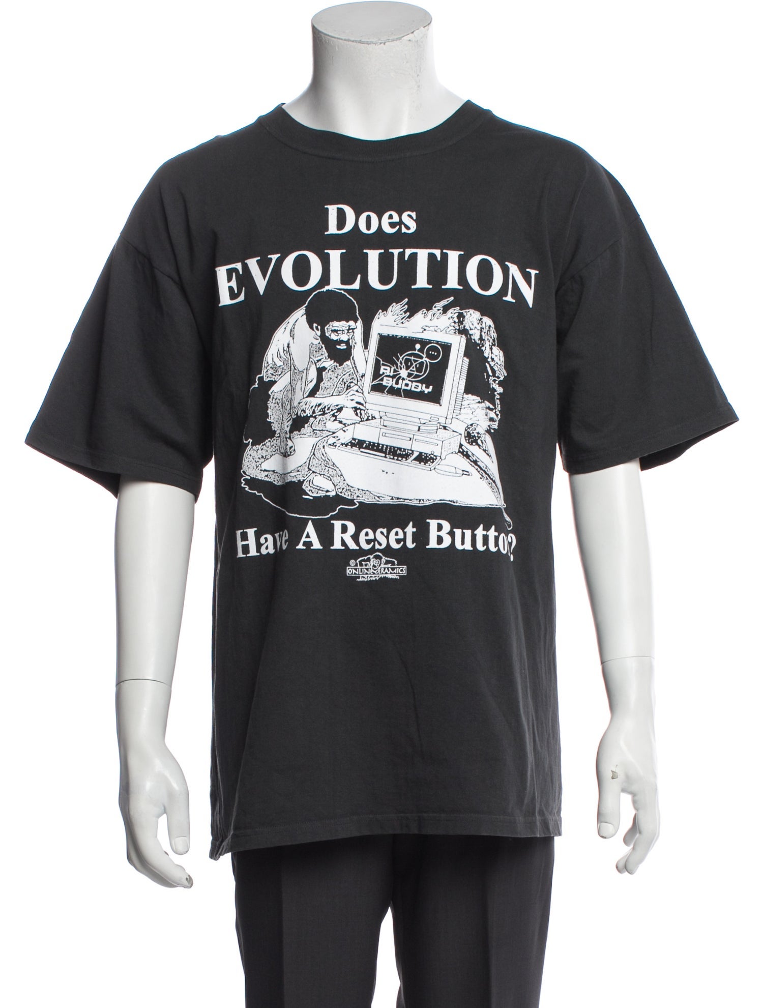 Online Ceramics Graphic Print Crew Neck T-Shirt