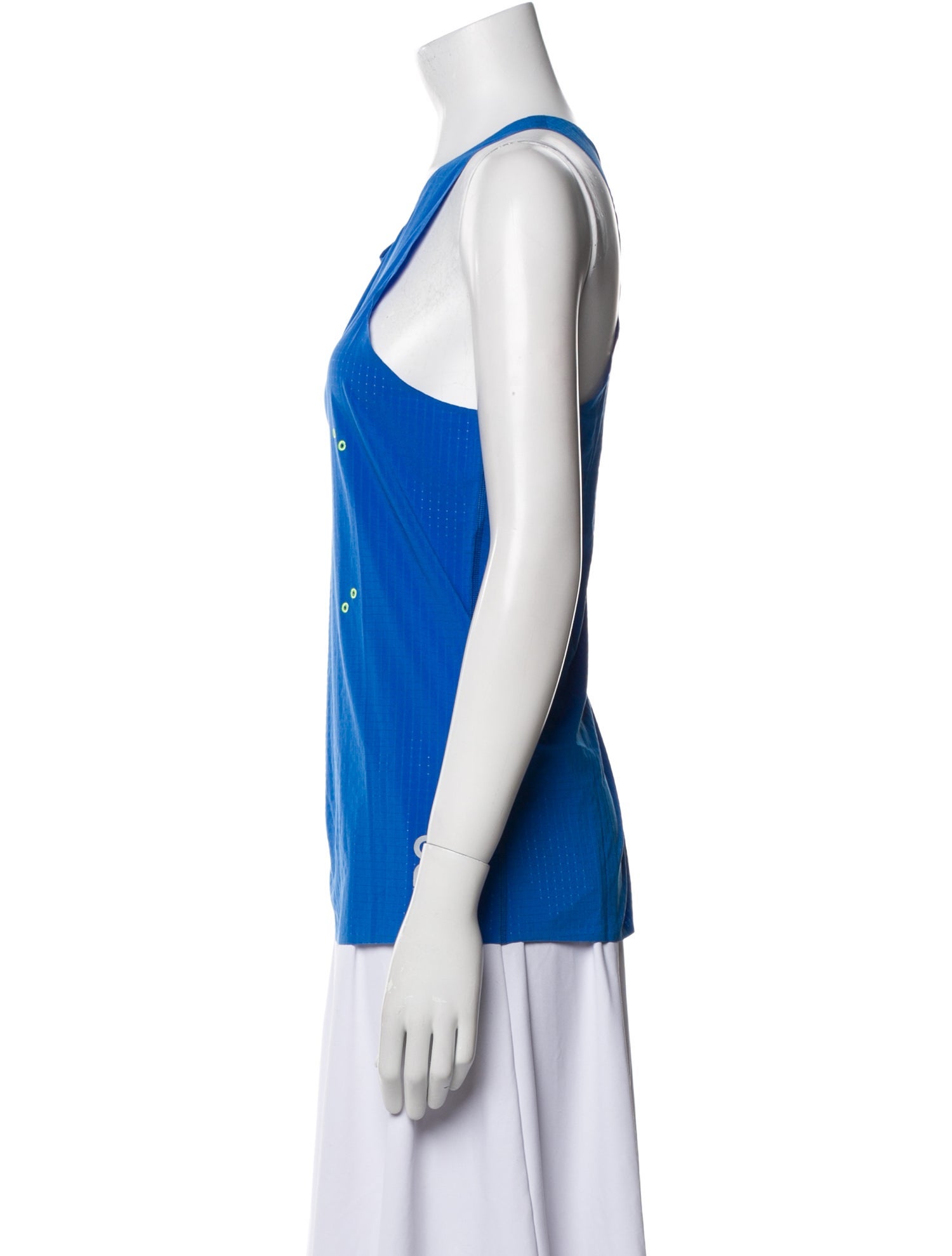 On Scoop Neck Sleeveless Top w/ Tags
