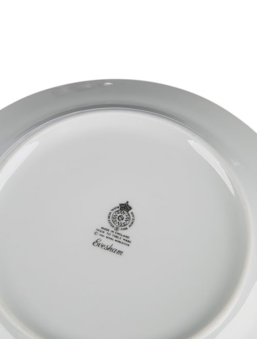 Royal Worcester 46-Piece Evesham Tableware Set