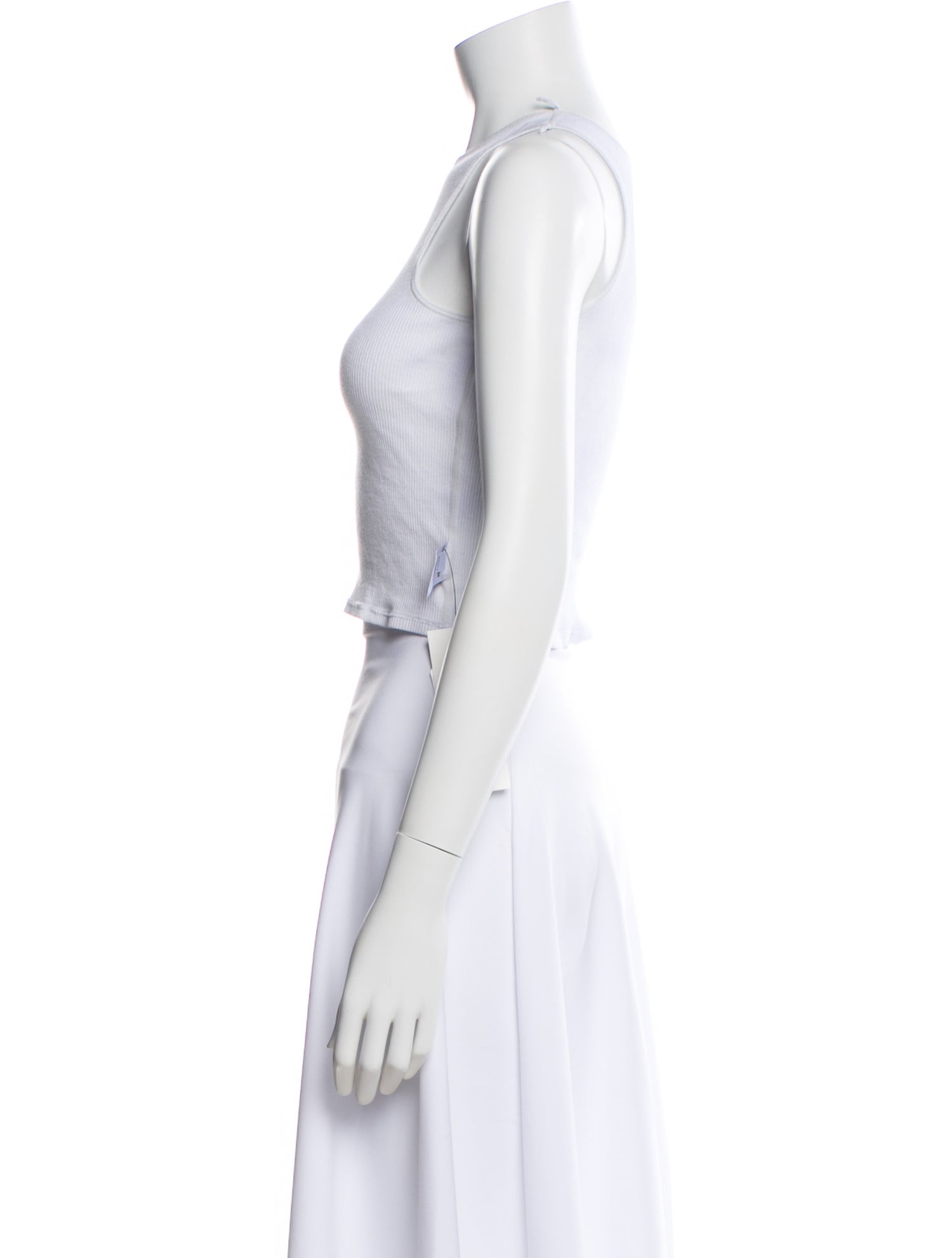 Orseund Iris Crew Neck Sleeveless Crop Top