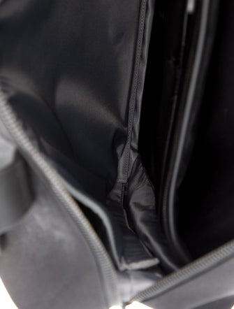 Troubadour Black Carry on