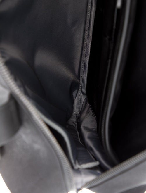 Troubadour Black Carry on