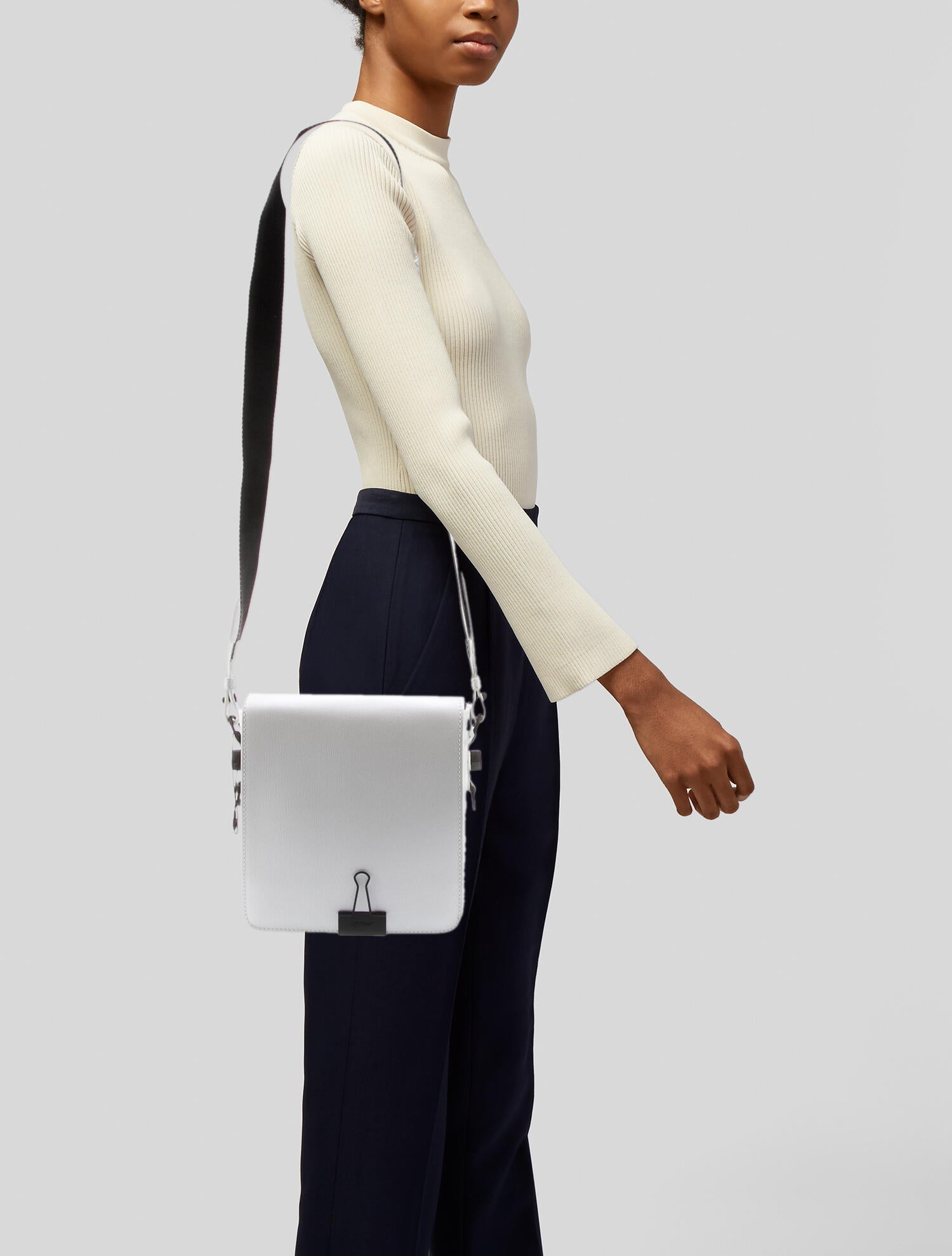 OffWhite c/o Virgil Abloh Binder Clip Messenger Bag White Messenger