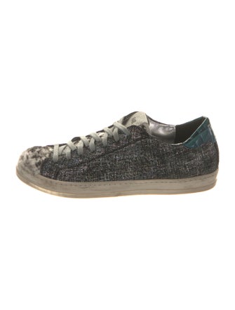 P448 Glitter Accents Sneakers