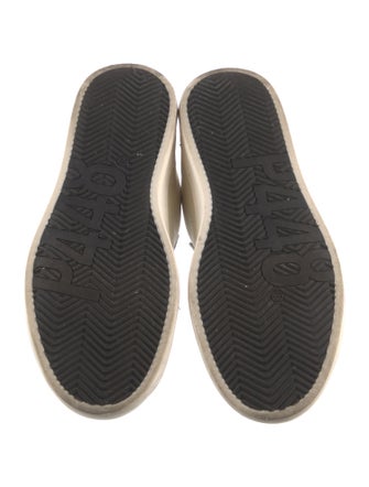 P448 Glitter Sneakers