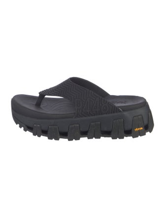 P448 Rubber Flip Flops