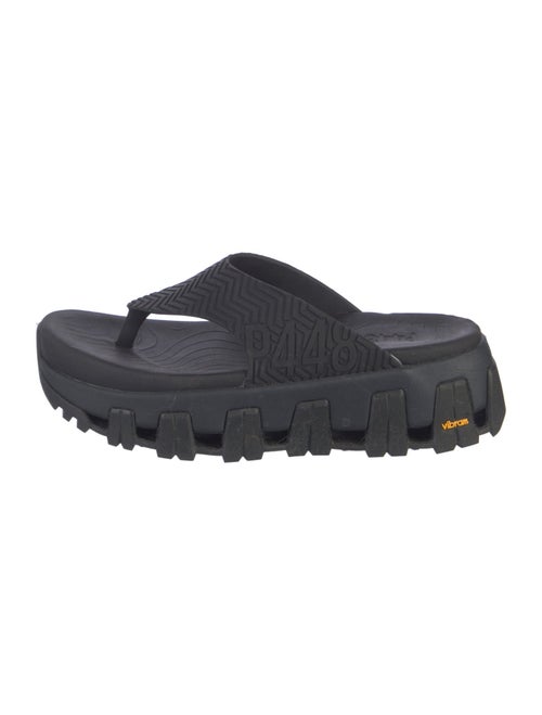 P448 Rubber Flip Flops