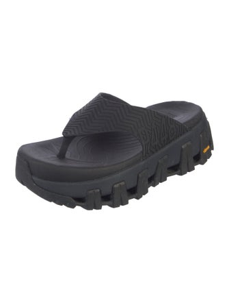 P448 Rubber Flip Flops