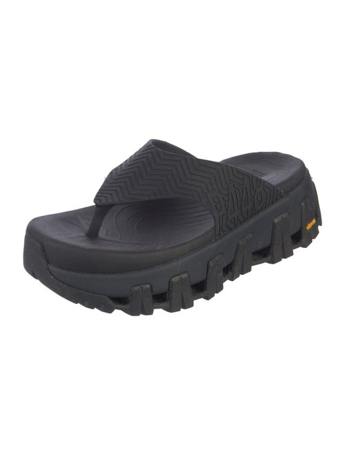 P448 Rubber Flip Flops