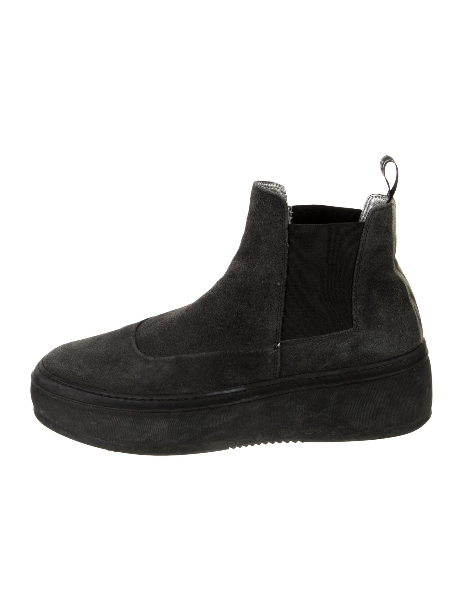 P448 Suede Chelsea Boots