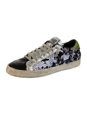 P448 Sequins Printed Sneakers