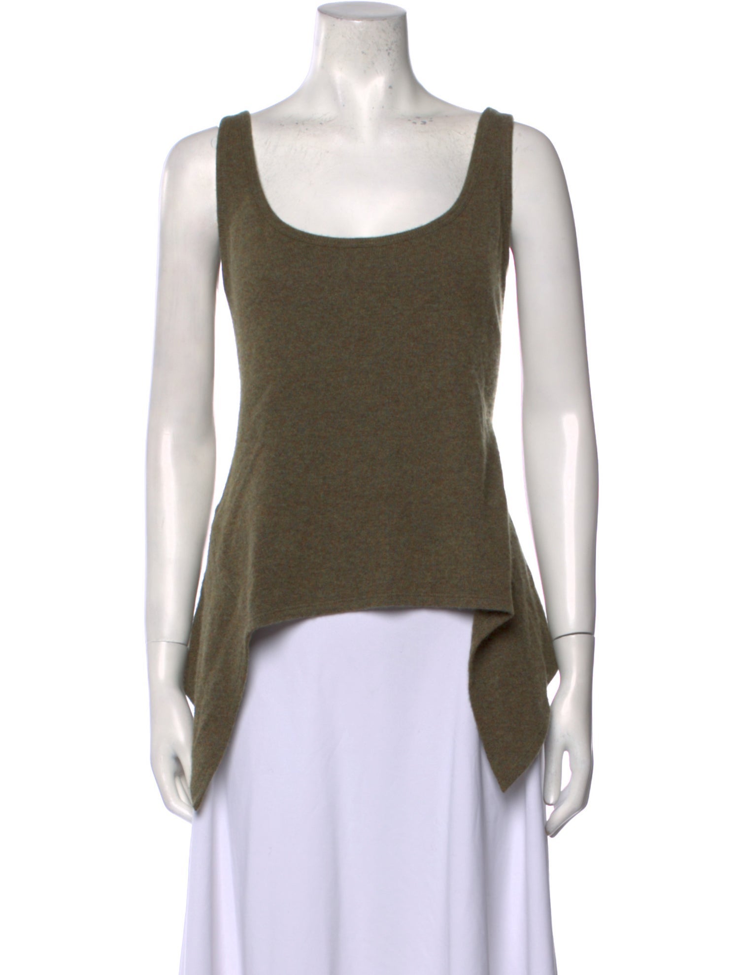 Palmier Scoop Neck Sleeveless Top