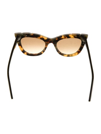 Pared Cat-Eye Gradient Sunglasses