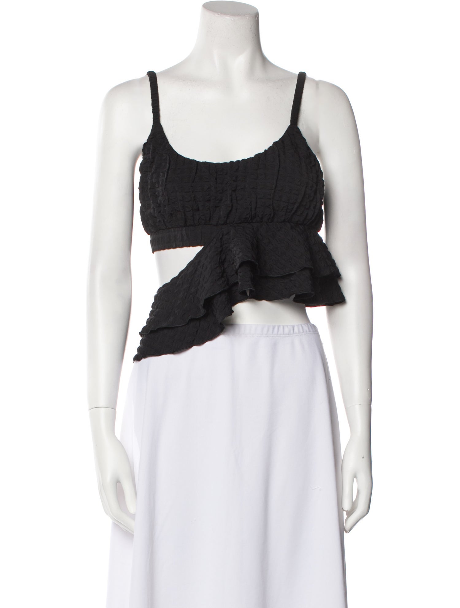 Paskal Scoop Neck Sleeveless Crop Top