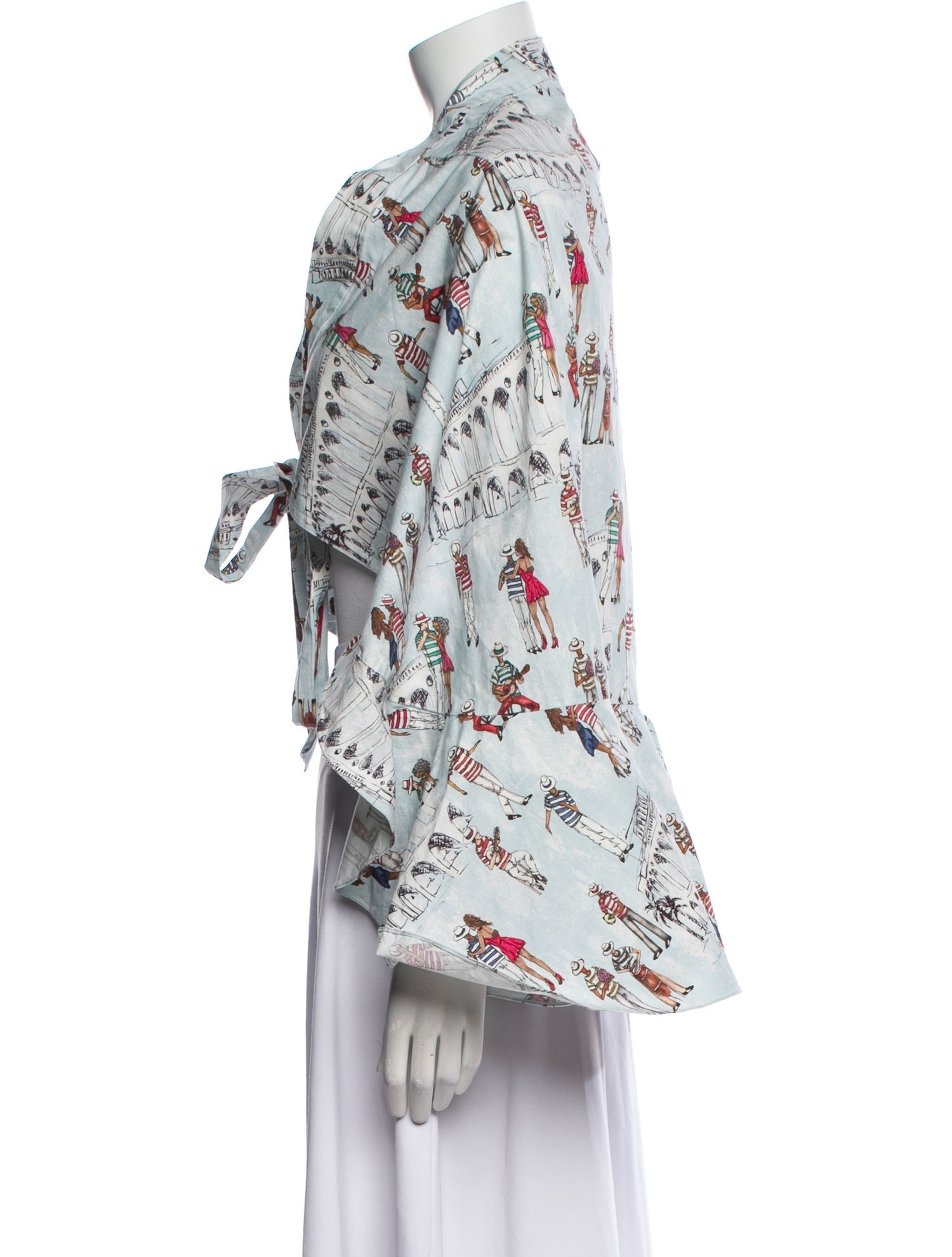 PatBO Floral Print V-Neck Crop Top