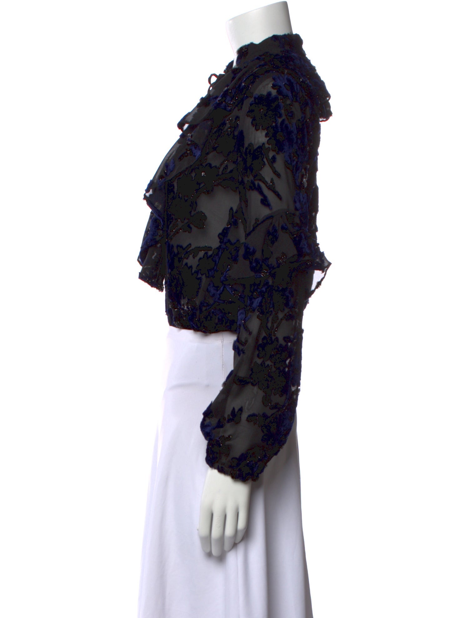 PatBO Floral Print V-Neck Crop Top