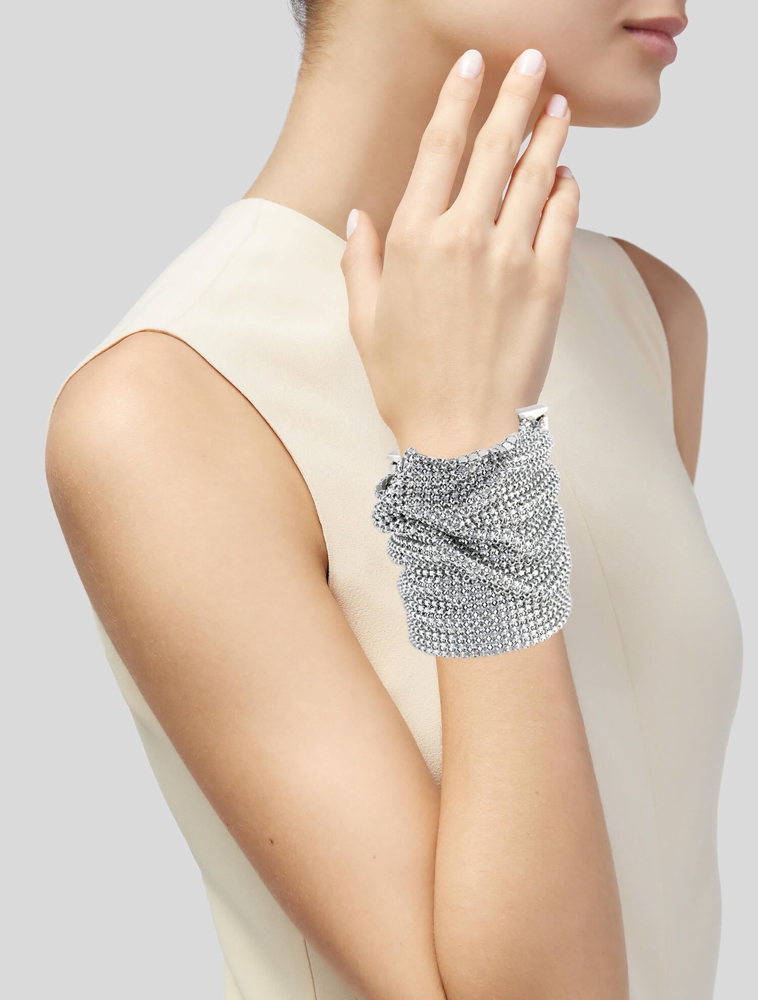 Rabanne 25PSS0433PLX159M784 関税送料込 Paco Rabanne Pixel Chainmail Bracelet - Silver-Tone Metal