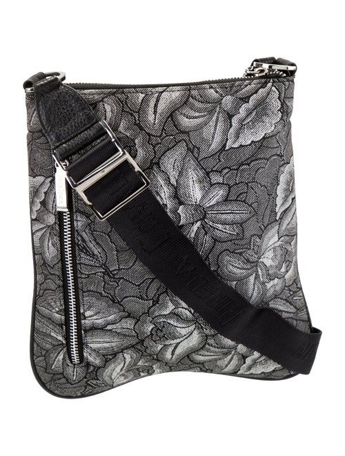 Pineda Covalin Canvas Messenger Bag