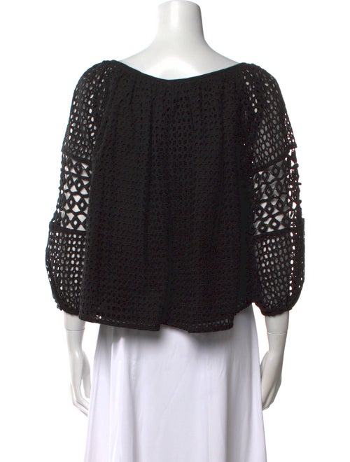 Place Nationale Scoop Neck Three-Quarter Sleeve Crop Top