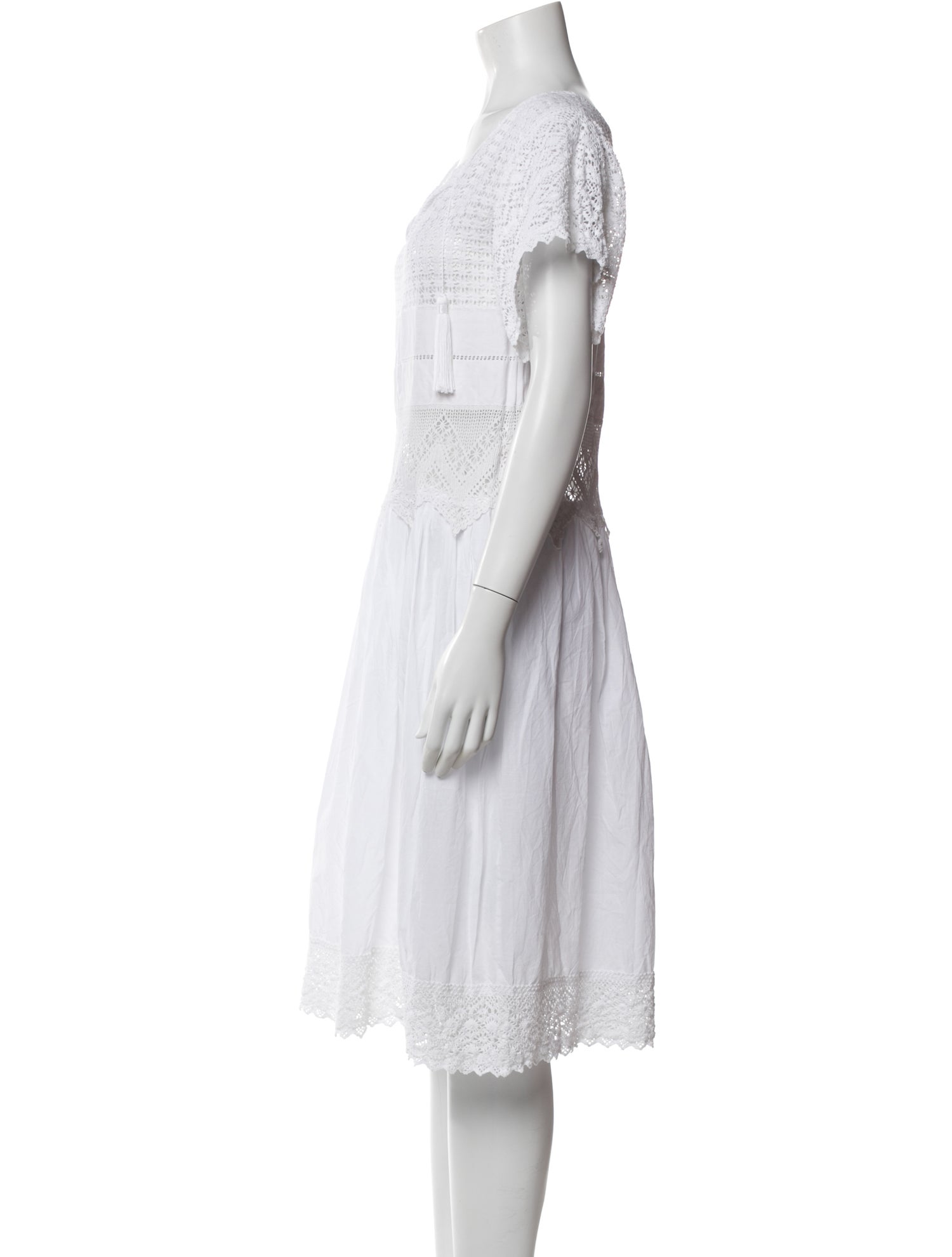 Place Nationale Square Neckline Knee-Length Dress