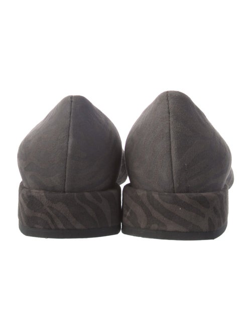 Pas de Rouge Suede Flats