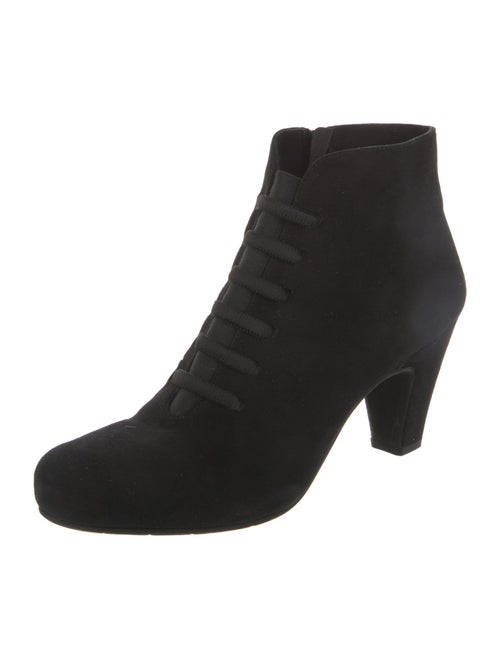 Pas de Rouge Suede Lace-Up Boots