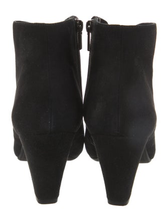 Pas de Rouge Suede Lace-Up Boots