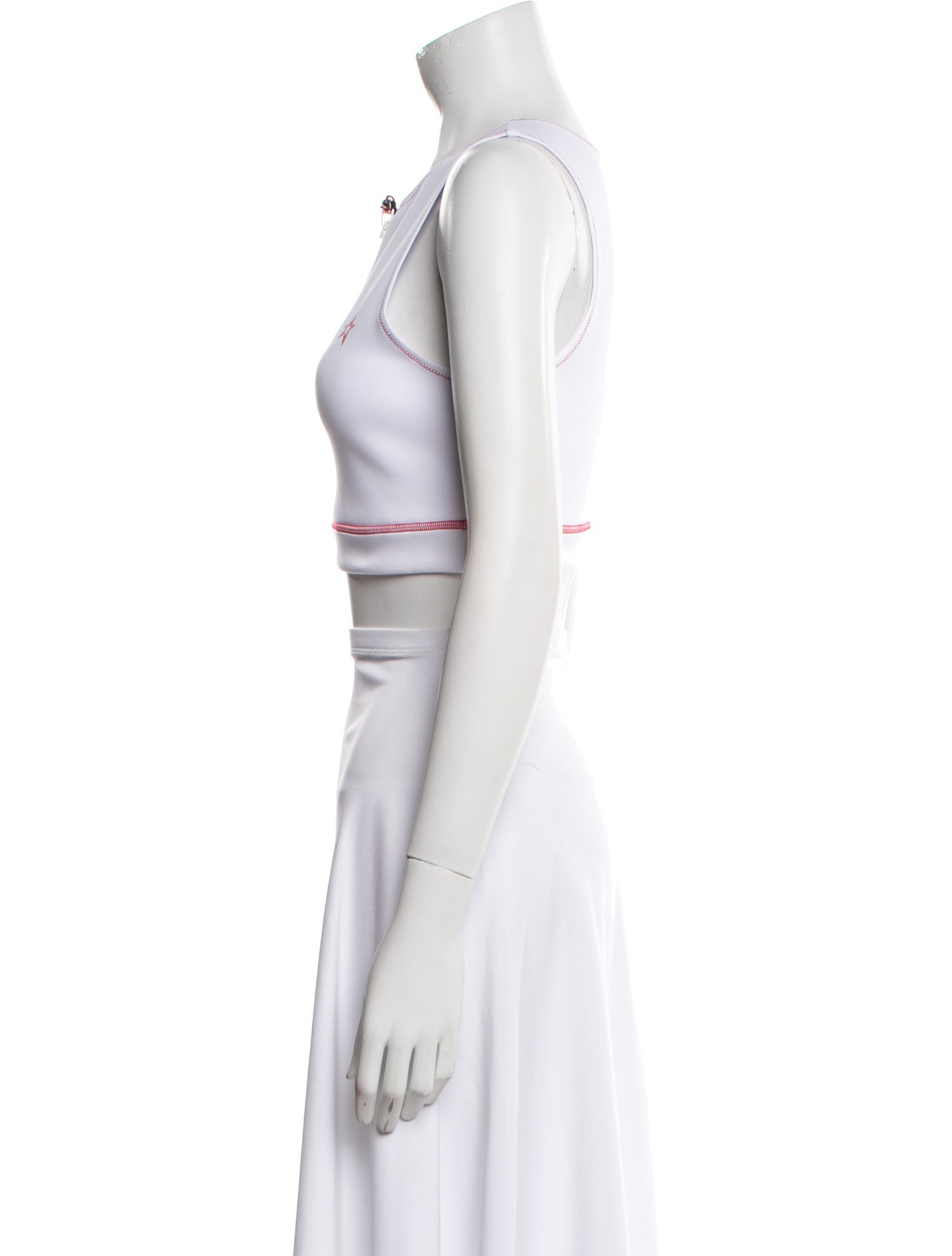 Perfect Moment V-Neck Sleeveless Crop Top