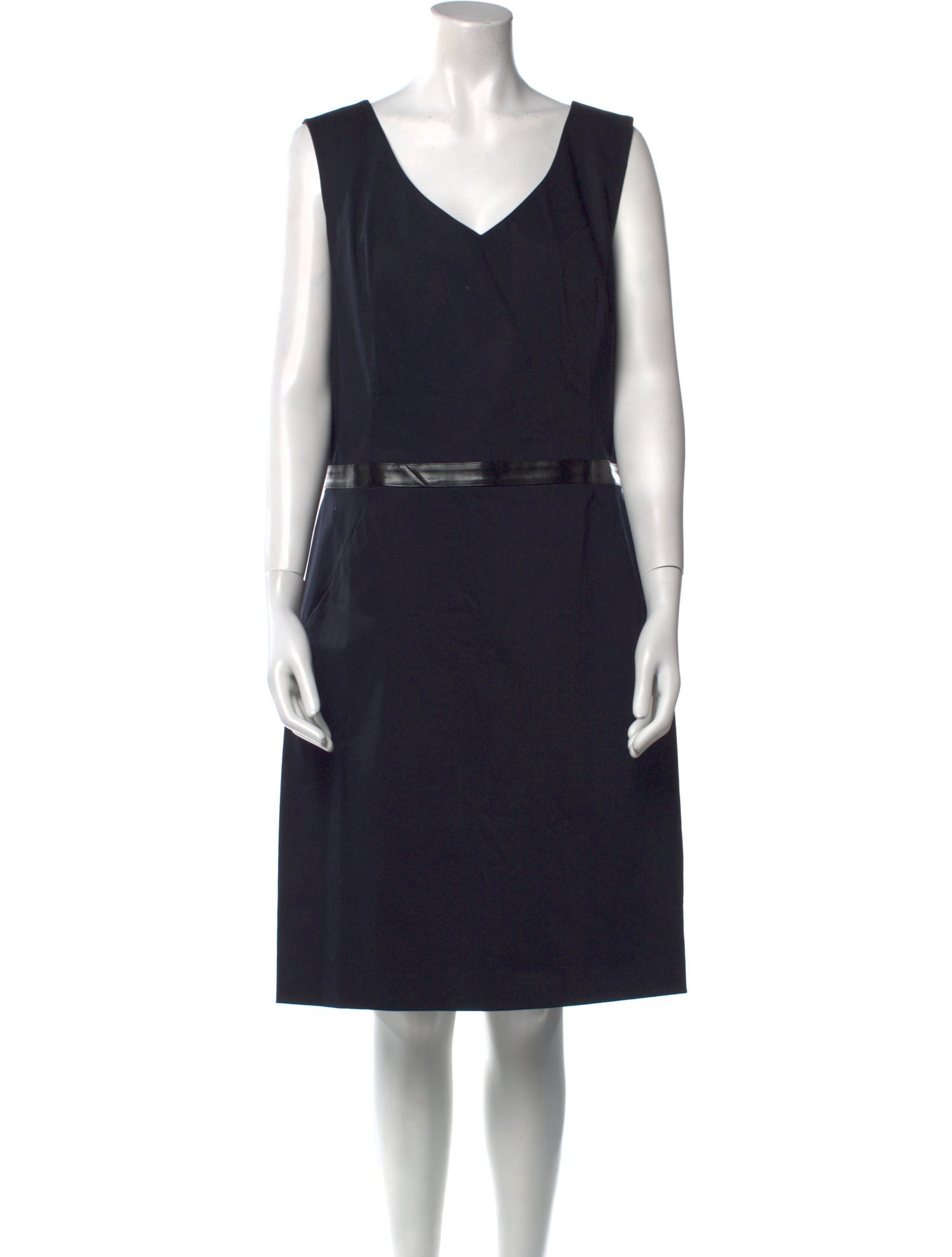 Petrovitch & Robinson V-Neck Knee-Length Dress