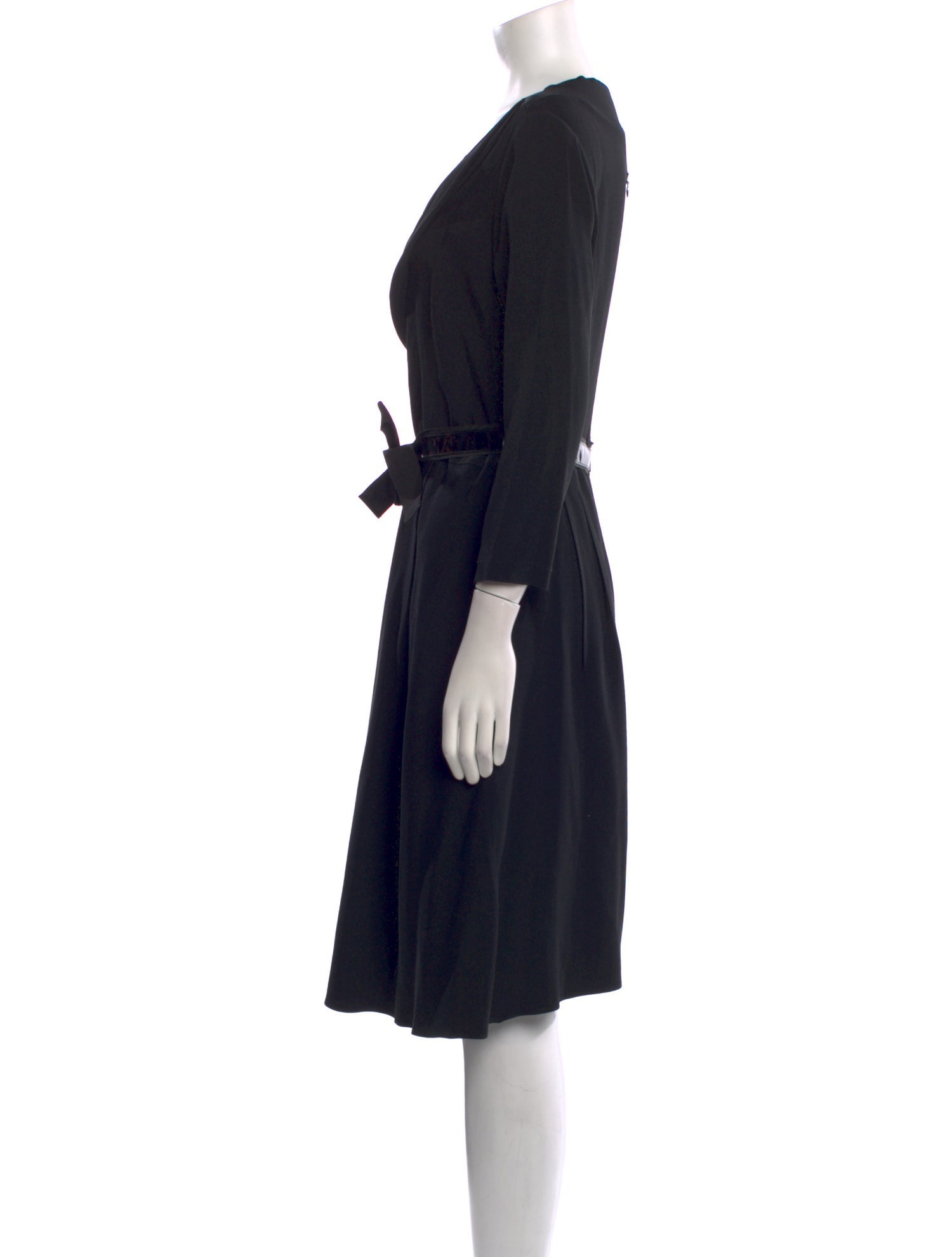 Petrovitch & Robinson Bateau Neckline Midi Length Dress