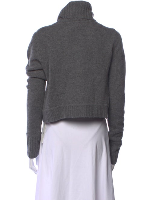 The Perfext Cashmere Turtleneck Sweater